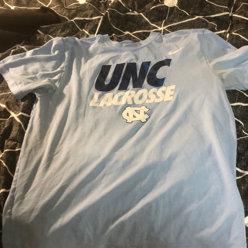 UNC LAX T-shirt